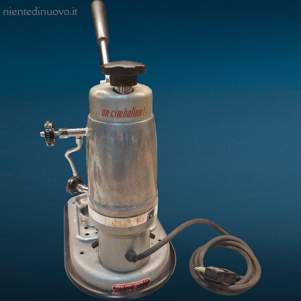 Vecchia macchina del caffè Cimbali a leva MicroCimbali con accessori