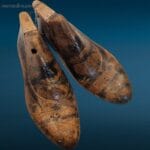 41154_2.jpg coppia di vecchie forme di scarpe in legno tg 38