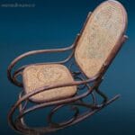 41157_4.jpg Vecchio dondolo stile Thonet in bambù con seduta e schienale in paglia di Vienna