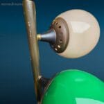 Lampada da terra Alberello Stilnovo con stelo in ottone e sei sfere colorate, design vintage autentico.