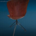 Poltroncina Pagholz vintage leggermente difettata con base regolabile in altezza e design anni ’50.