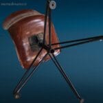 Poltroncina Pagholz vintage leggermente difettata con base regolabile in altezza e design anni ’50.