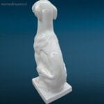40702_4.jpg Statua di levriero in ceramica di Bassano, lavorata a mano con dettagli raffinati