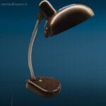 41280.jpg Lampada da tavolo ministeriale vintage in metallo marrone anni ‘60 con stelo regolabile e base appesantita.
