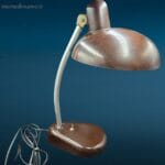 41280_6.jpg Lampada da tavolo ministeriale vintage in metallo marrone anni ‘60 con stelo regolabile e base appesantita.