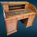 41323_4.jpg Scrivania roll top a rullo in rovere con serrandine integre e vani capienti