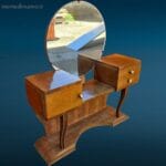 41335_1.jpg Pettineuse vintage anni ’60 con specchio tondo centrale in condizioni discrete