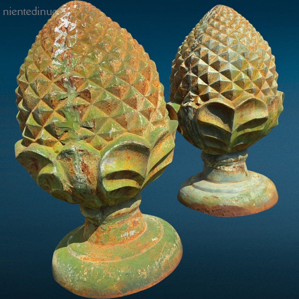 9002926_1.jpg PIGNA per colonna in ghisa decorativa e robusta, ideale per cancelli o giardini
