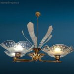 lampadario anni 50 in vetro e ottone con coppe lavorate e struttura floreale