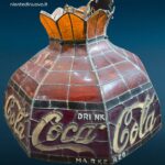 41488.jpg paralume originale Coca Cola in vetro stile Tiffany con vetrini mancanti