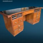 41501_2.jpg Scrivania dirigenziale anni 60 con piano nero e frontale filettato in legno