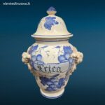 04702_1.jpg Vaso farmacia erboristeria in ceramica con coperchio e decorazioni con frutta