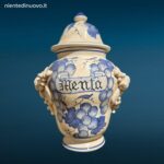 04702_10 Vaso farmacia erboristeria in ceramica con coperchio e decorazioni con frutta