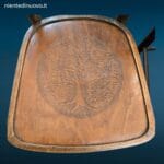 Sedia in faggio anni 50 con schienale decorato