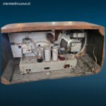 41541_5.jpg Radio d’epoca Kennedy K 641 in radica con forma bombata e valvole originali