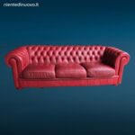 41583.jpg Divano Chesterfield inglese a tre posti in pelle rossa trapuntata usato