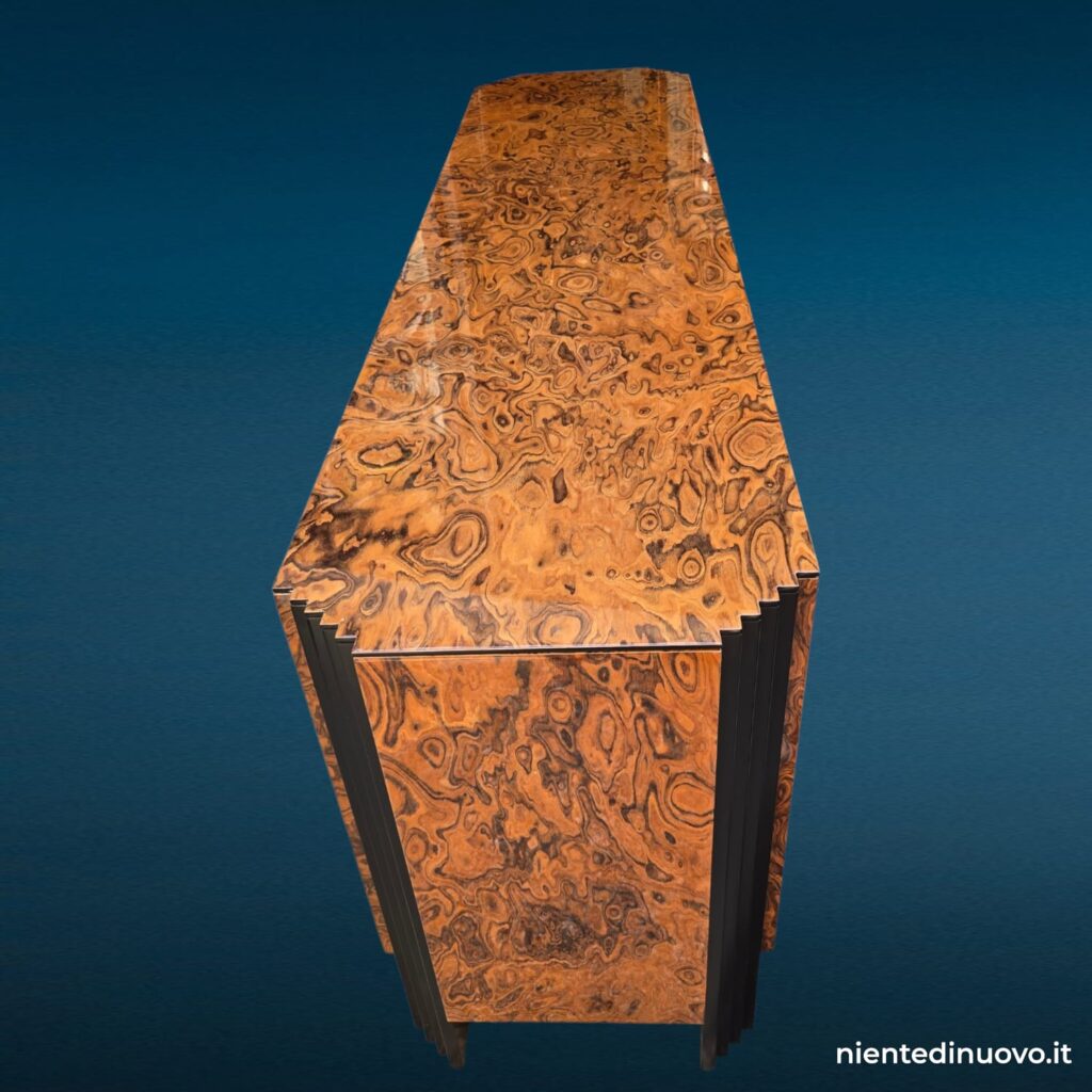 Credenza vintage in radica lucida con colonne laccate nere, anni '70-'80