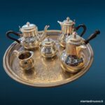 Servizio da tè e caffè argentato Christofle Gallia su vassoio WM Rogers, cinque pezzi