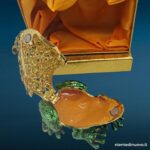 Rana portagioie in metallo decorata con strass - immagine aggiuntiva 4