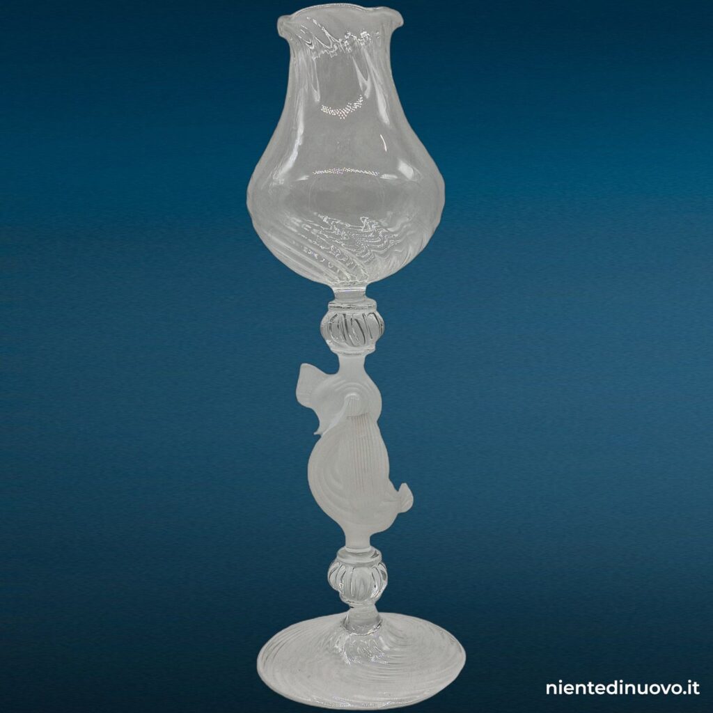 04751.jpg Calice veneziano in vetro soffiato con decori cigno e delfino - immagine aggiuntiva 11