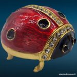9003883_563 Portagioie a forma di coccinella in metallo smaltato - immagine aggiuntiva 2